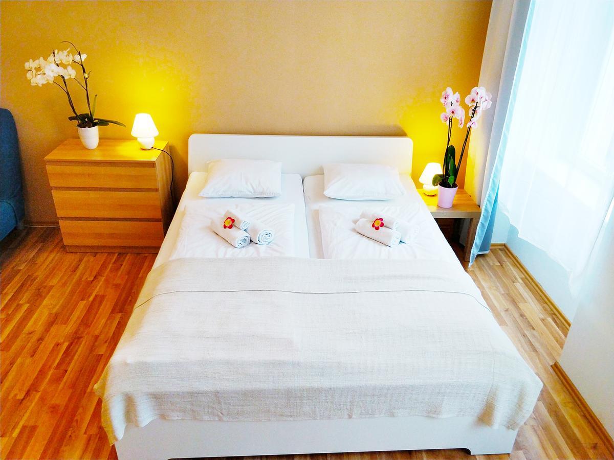 Lidicka Apartment Прага Екстериор снимка