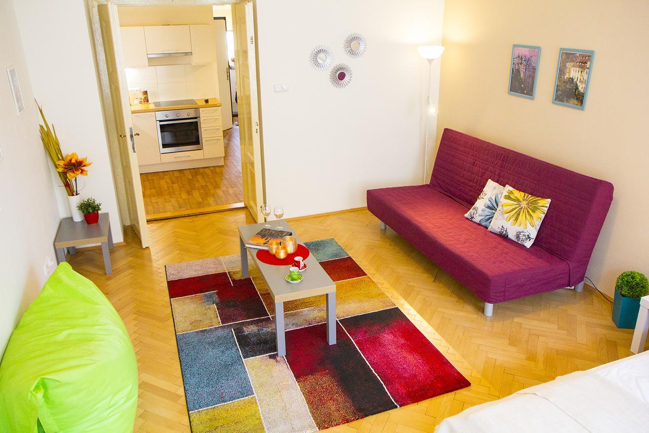 Lidicka Apartment Прага Екстериор снимка