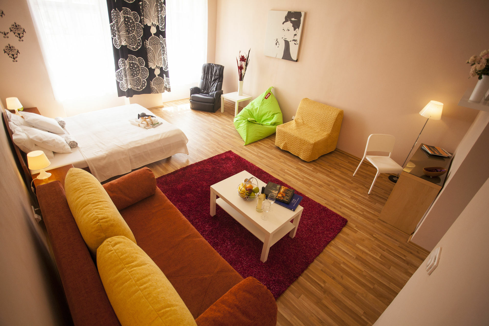 Lidicka Apartment Прага Екстериор снимка
