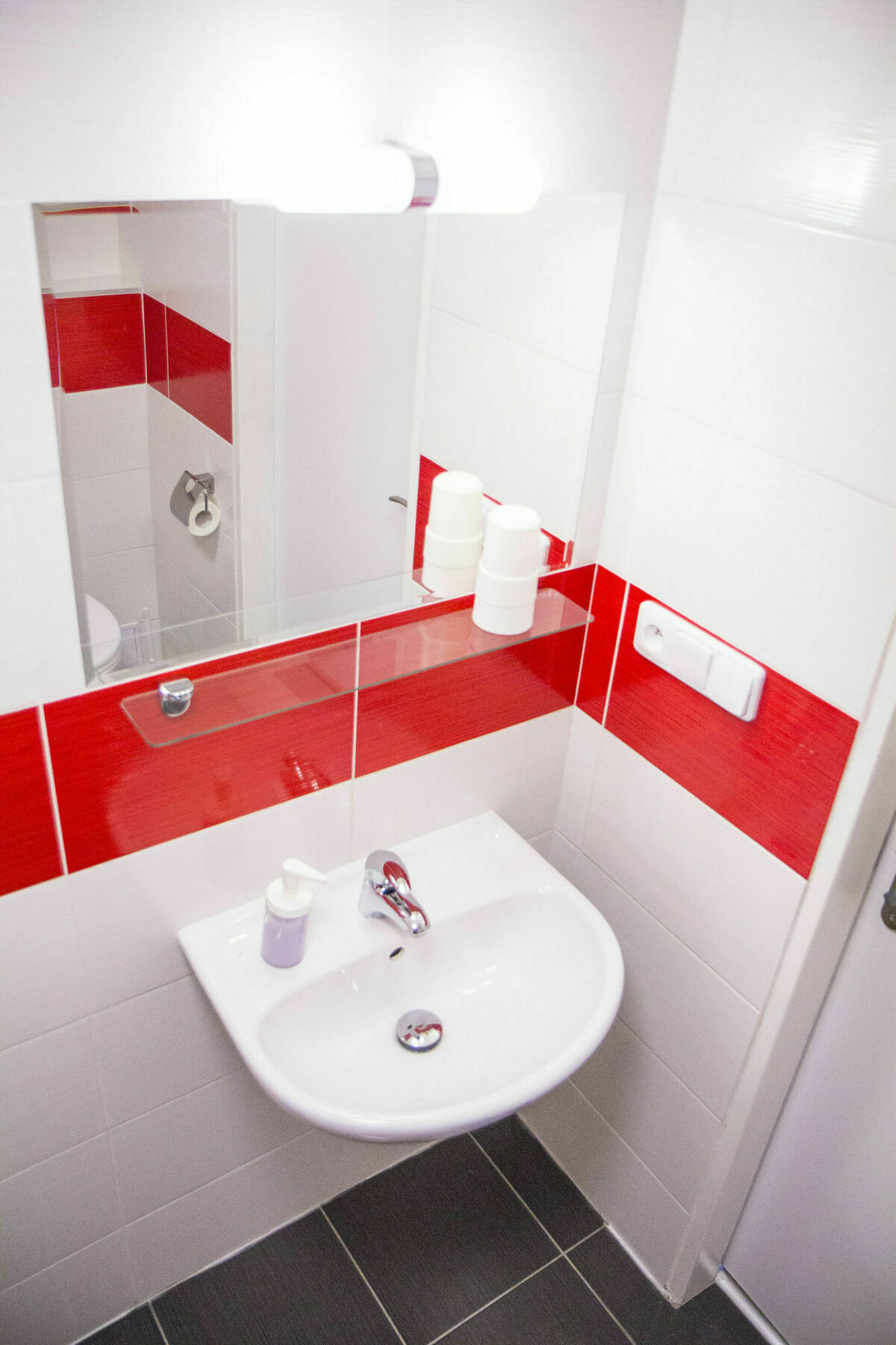 Lidicka Apartment Прага Екстериор снимка
